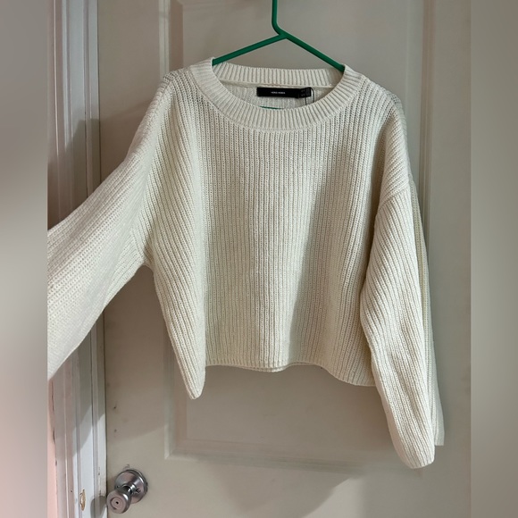 Vero Moda- Cropped, Bell Sleeve, Cream Sweater - Picture 4 of 12